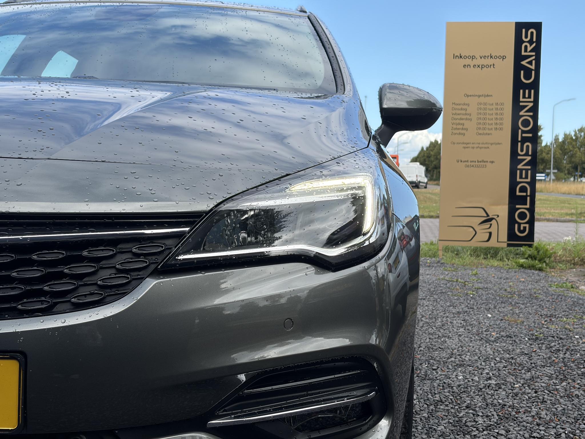 Foto van Opel Astra Sports Tourer