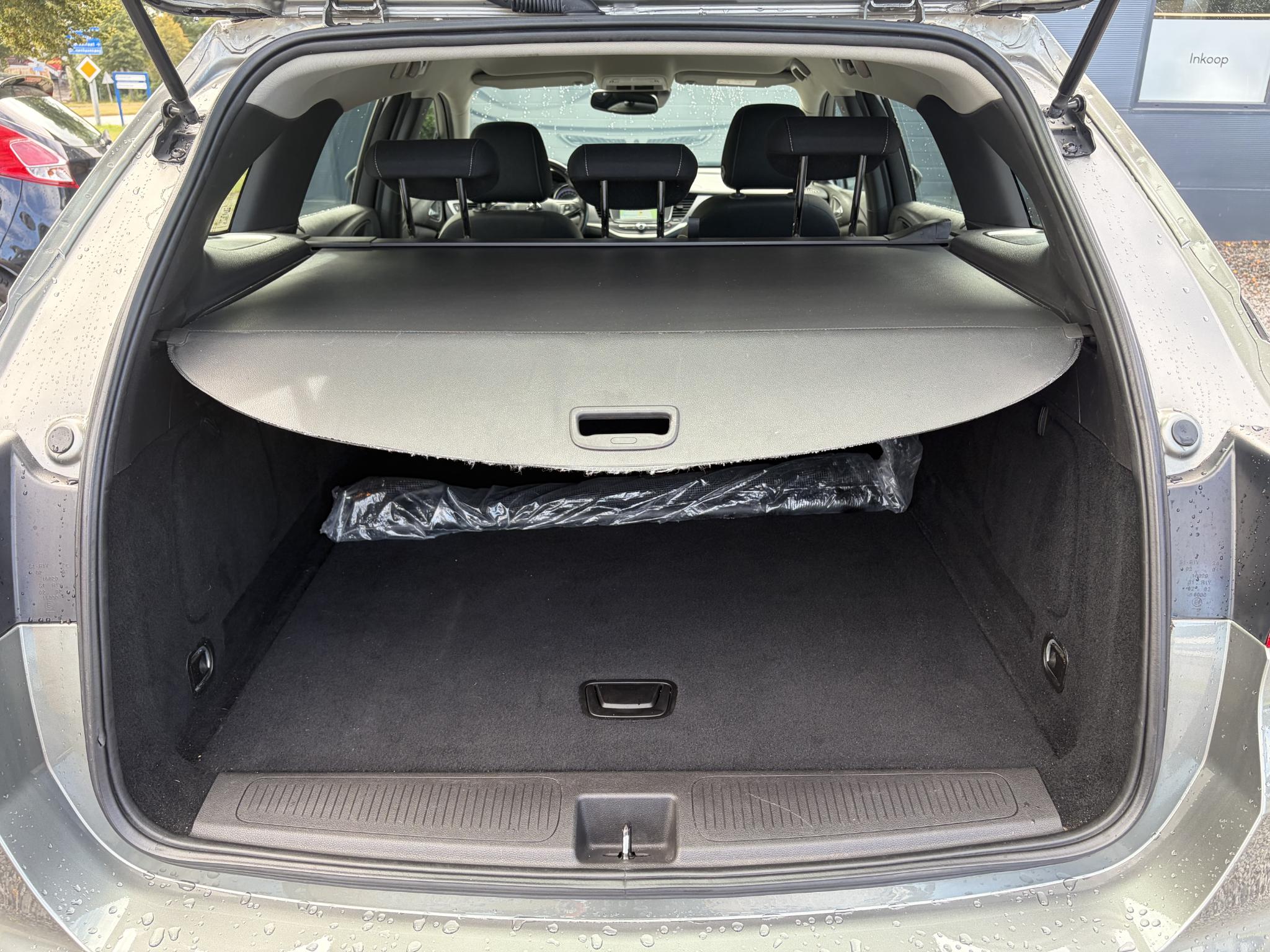Foto van Opel Astra Sports Tourer