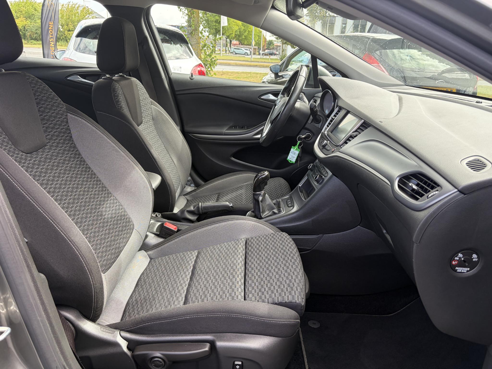 Foto van Opel Astra Sports Tourer