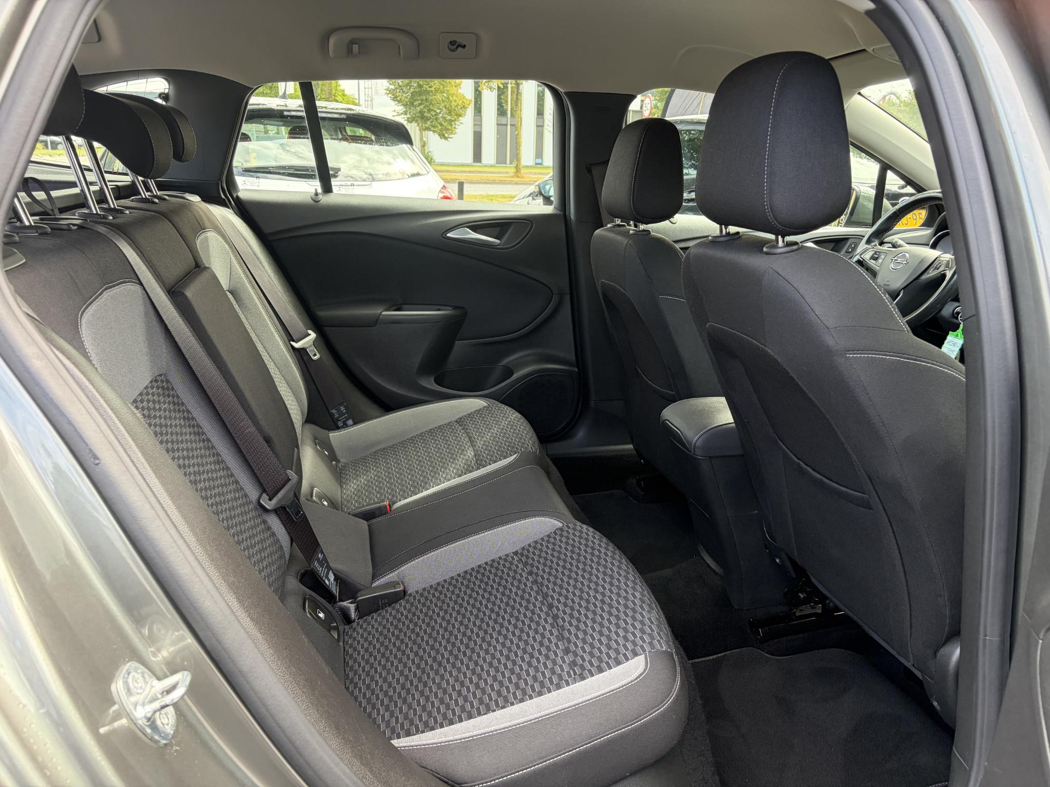 Foto van Opel Astra Sports Tourer