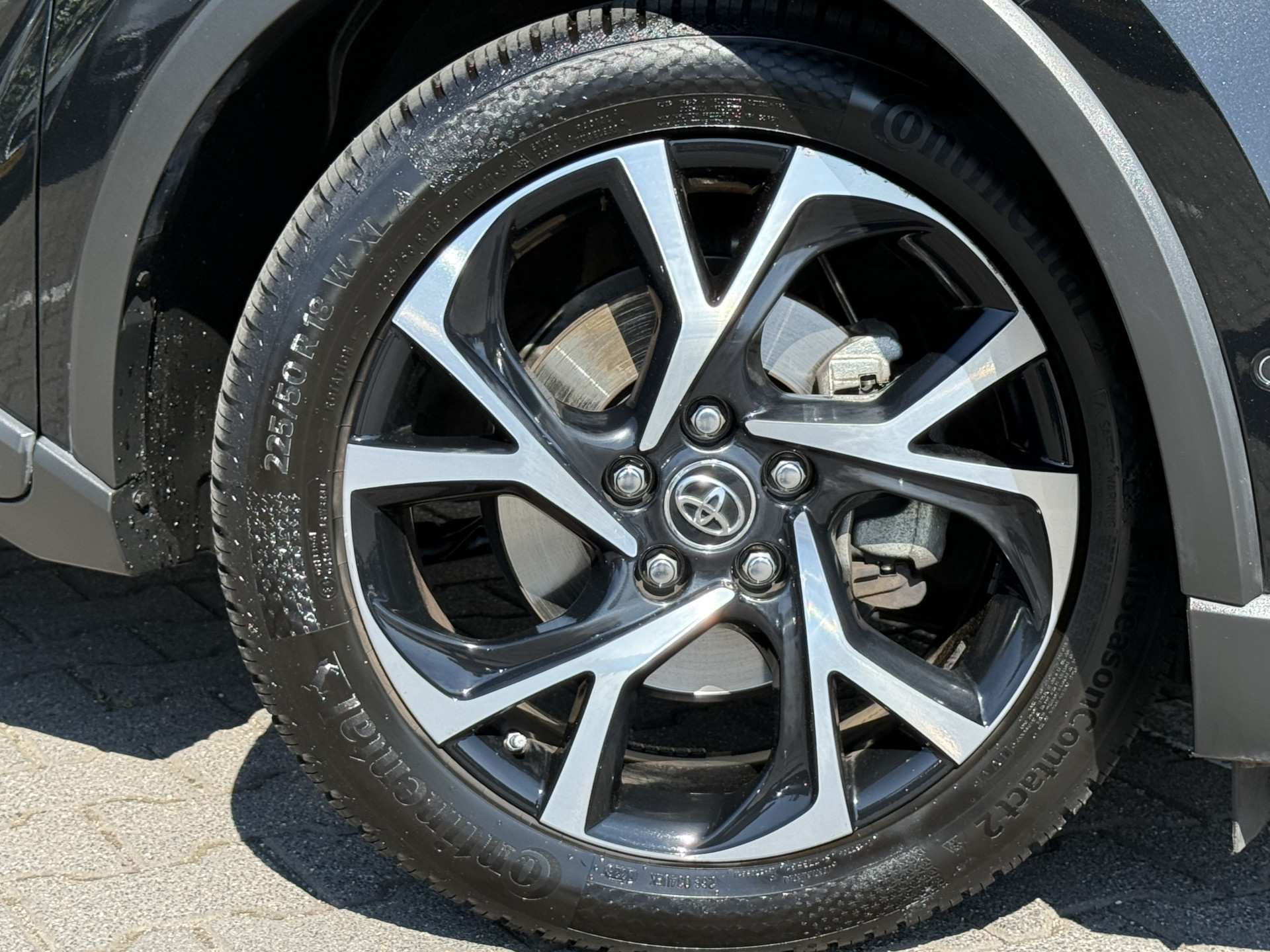 Foto van Toyota Toyota C-hr