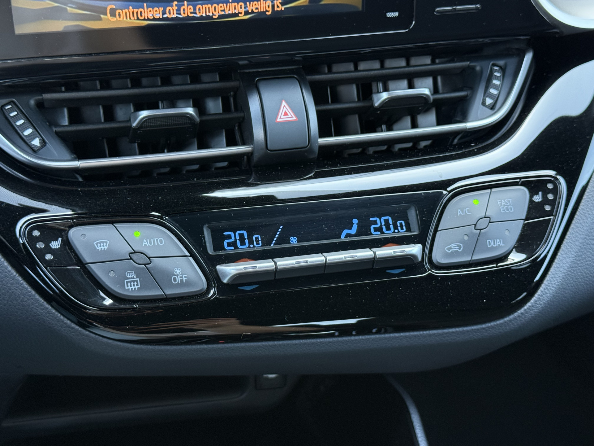 Foto van Toyota Toyota C-hr