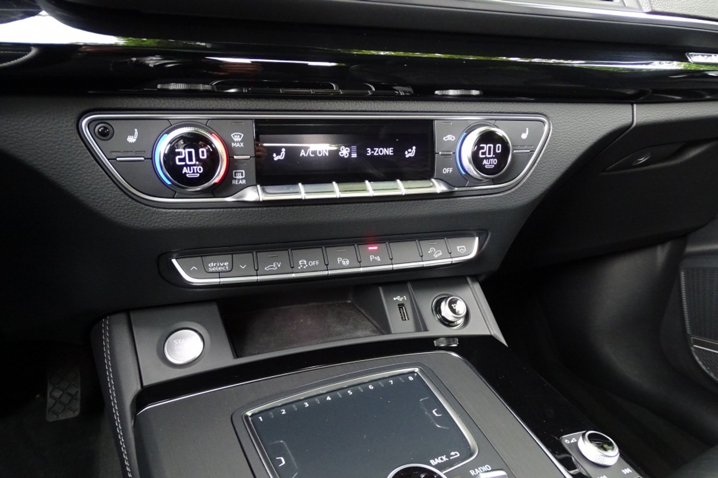 Foto van Audi Q5 55 TFSI E