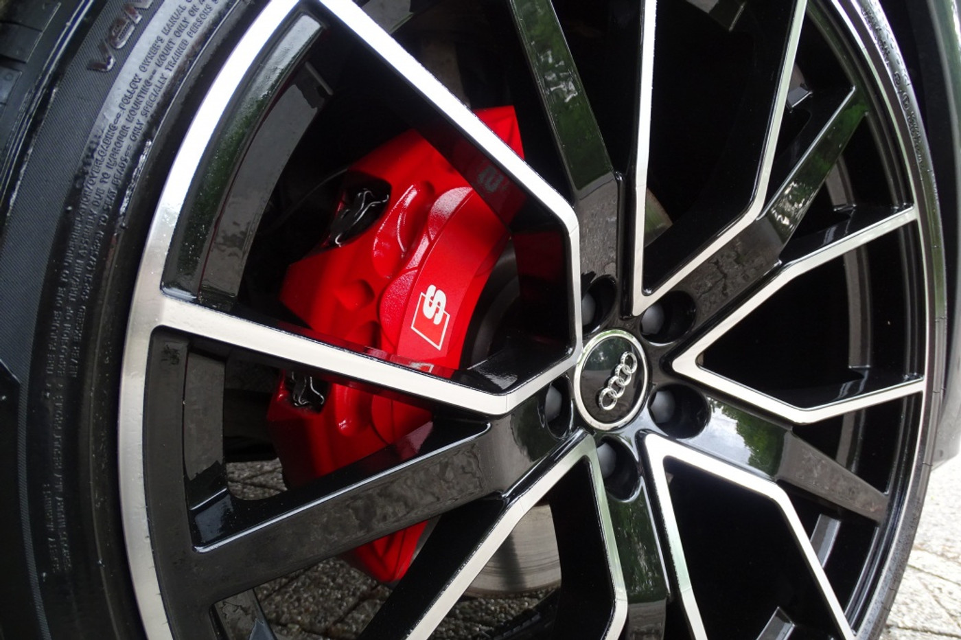 Foto van Audi Q5 55 TFSI E