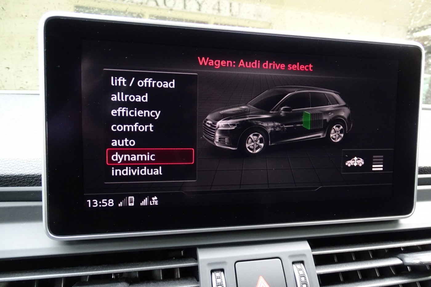 Foto van Audi Q5 55 TFSI E