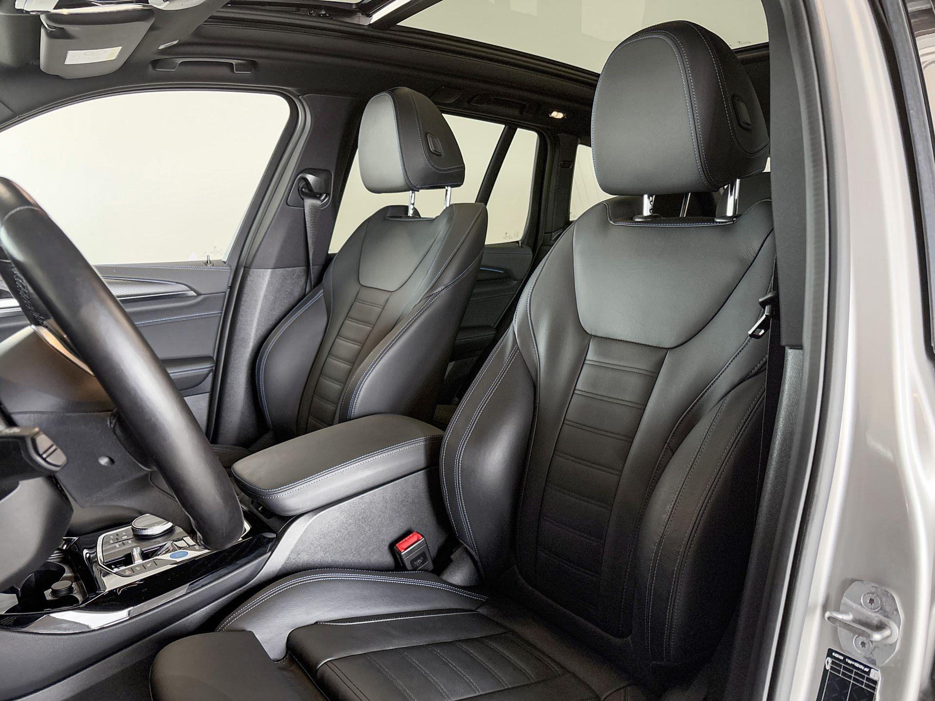 Foto van BMW Ix3