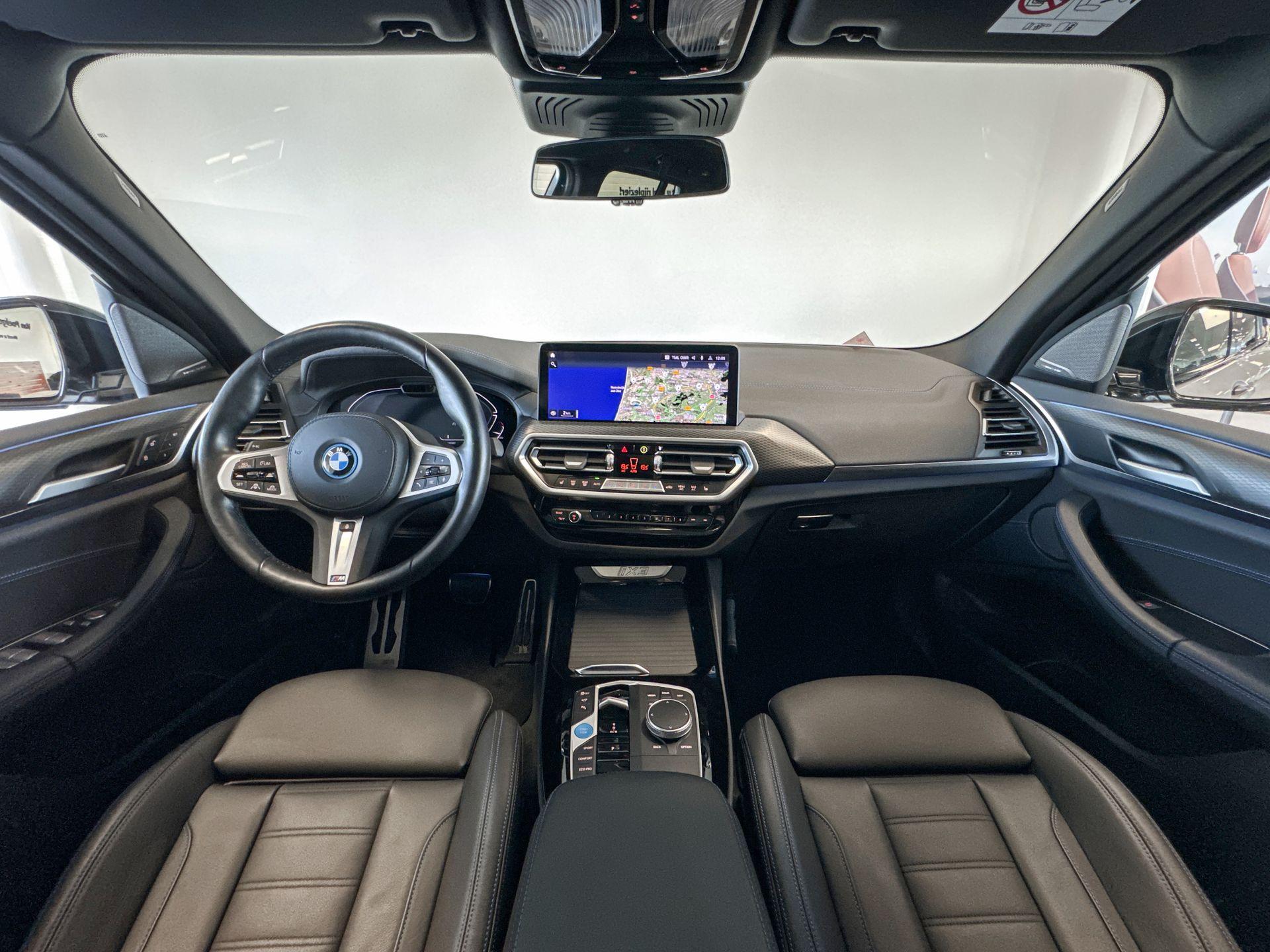 Foto van BMW Ix3