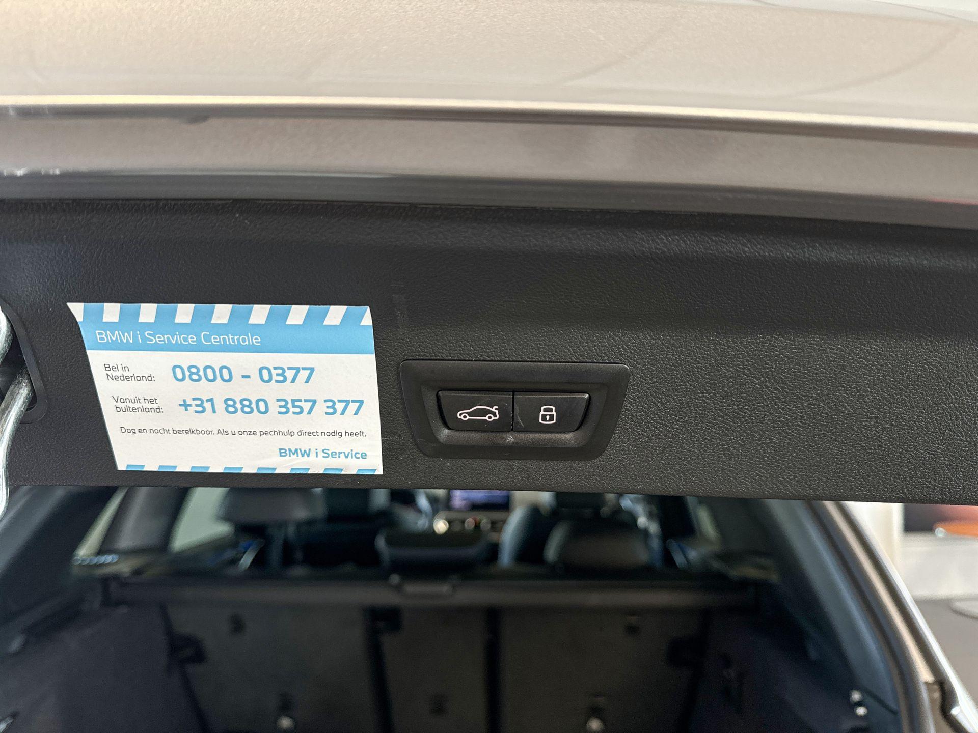 Foto van BMW Ix3