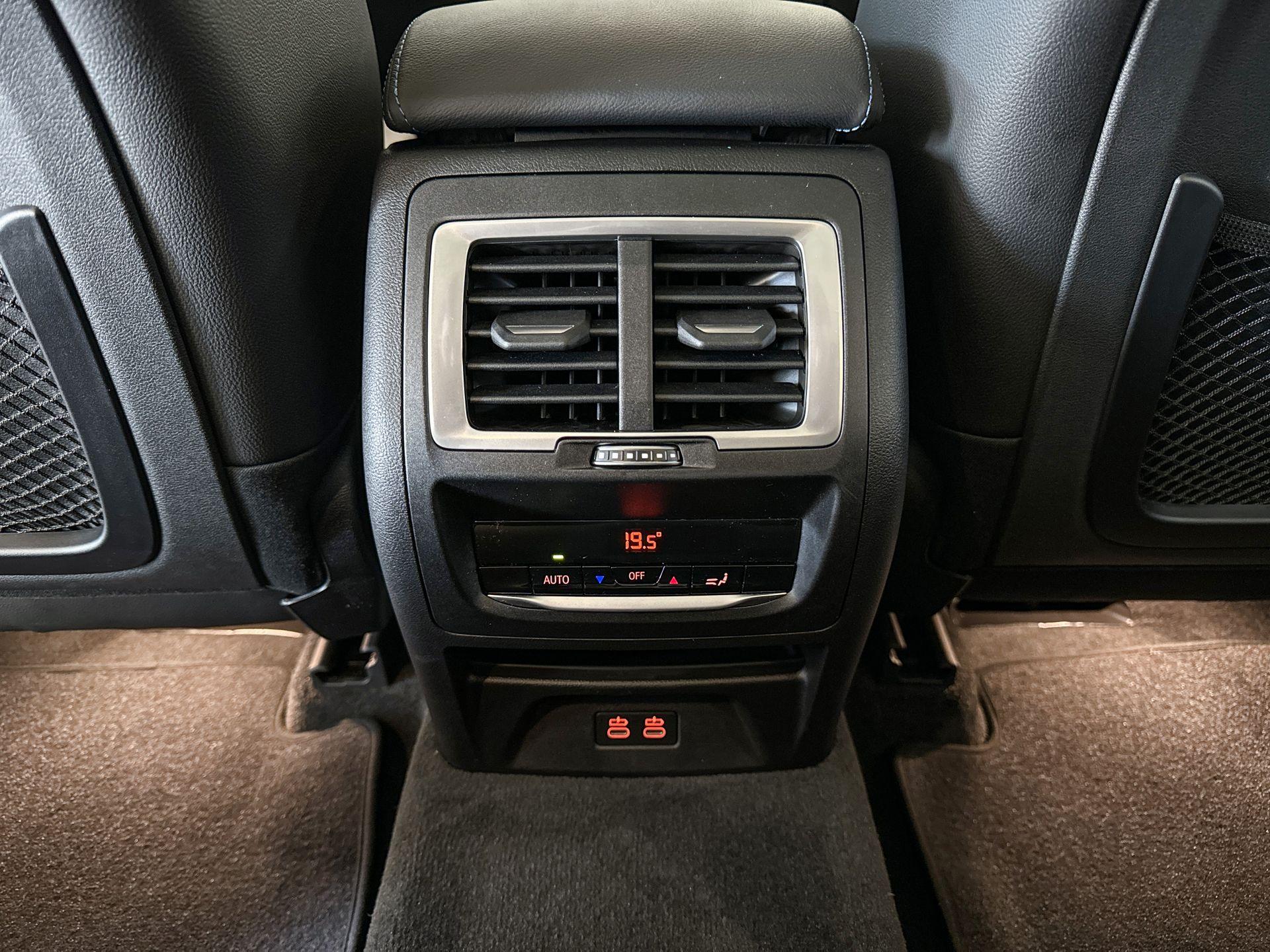 Foto van BMW Ix3