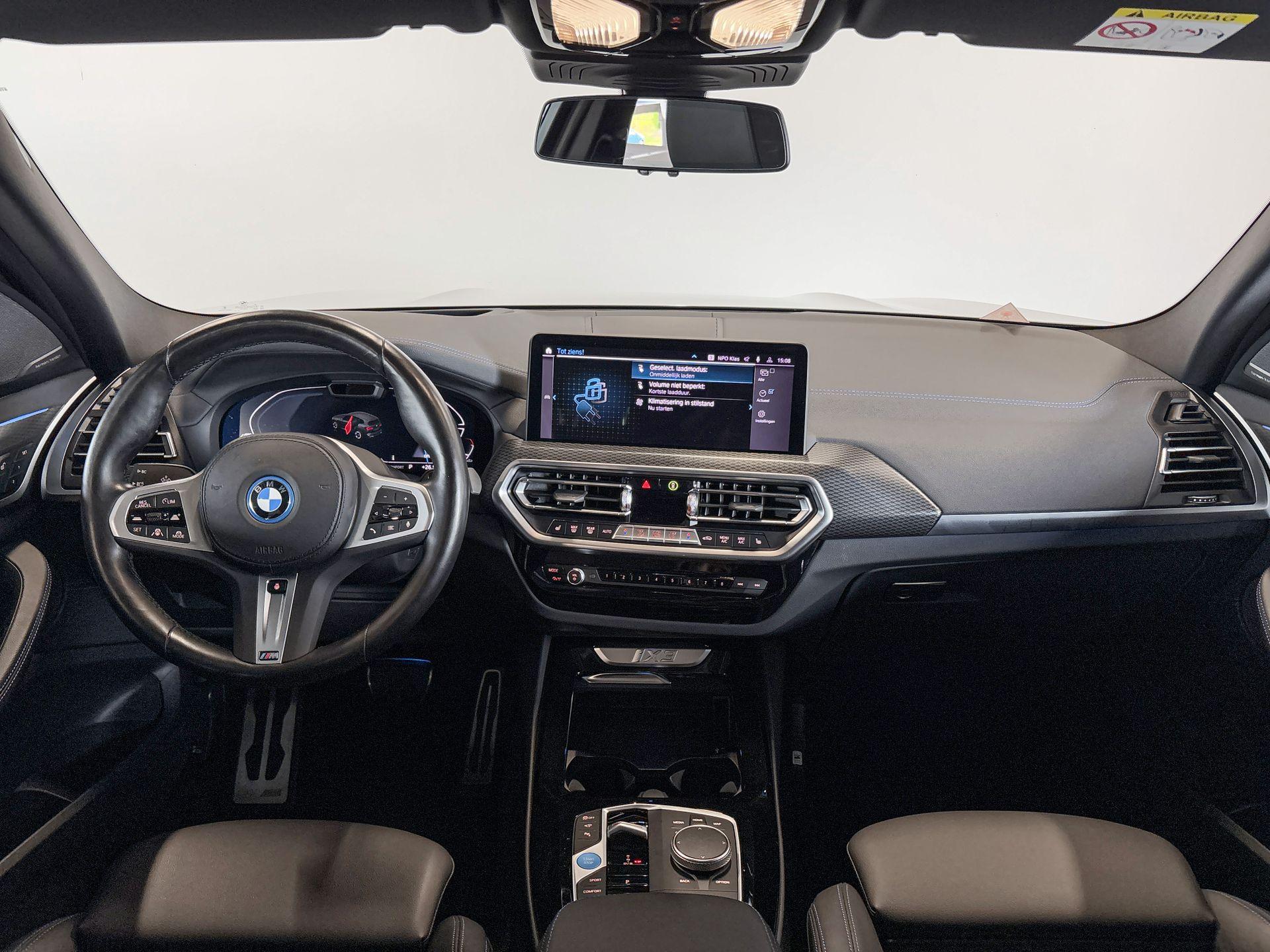 Foto van BMW Ix3