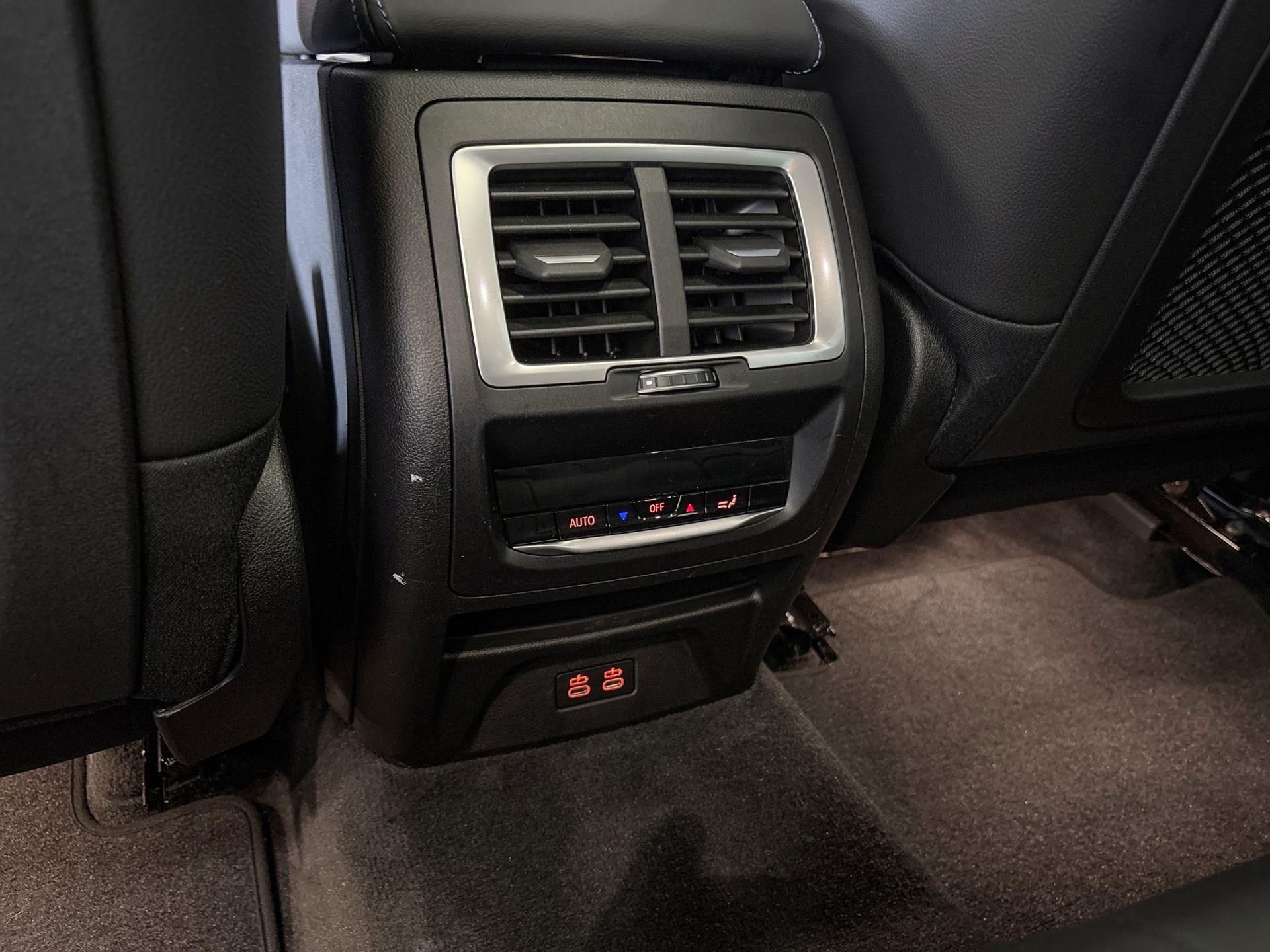 Foto van BMW Ix3