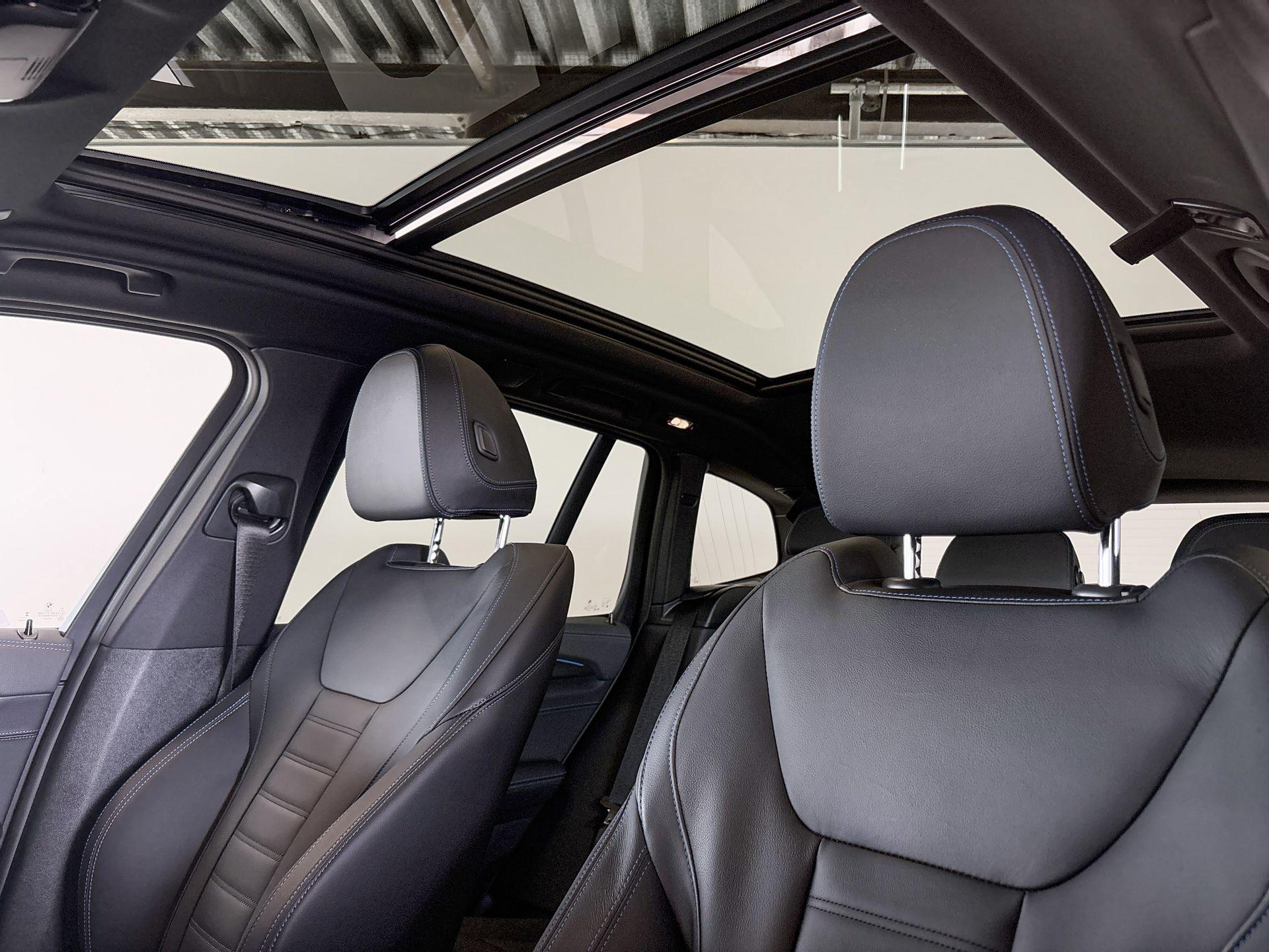Foto van BMW Ix3