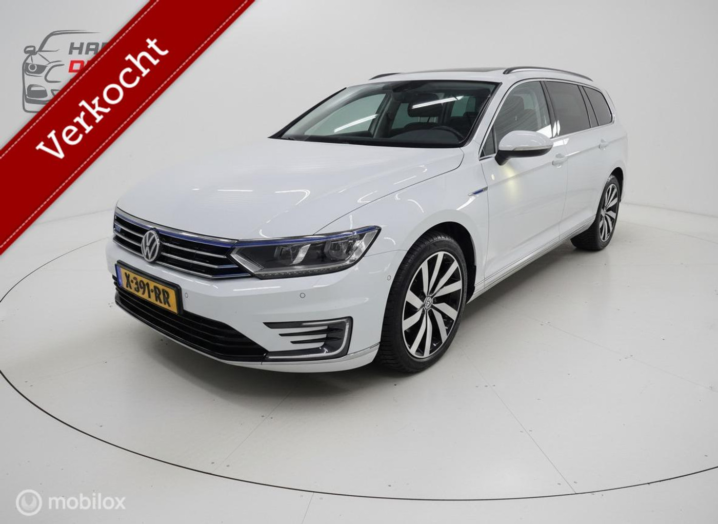 Volkswagen Passat 1.4 TSI GTE Highline DSG/Pano/ACC 2018 - voorkant