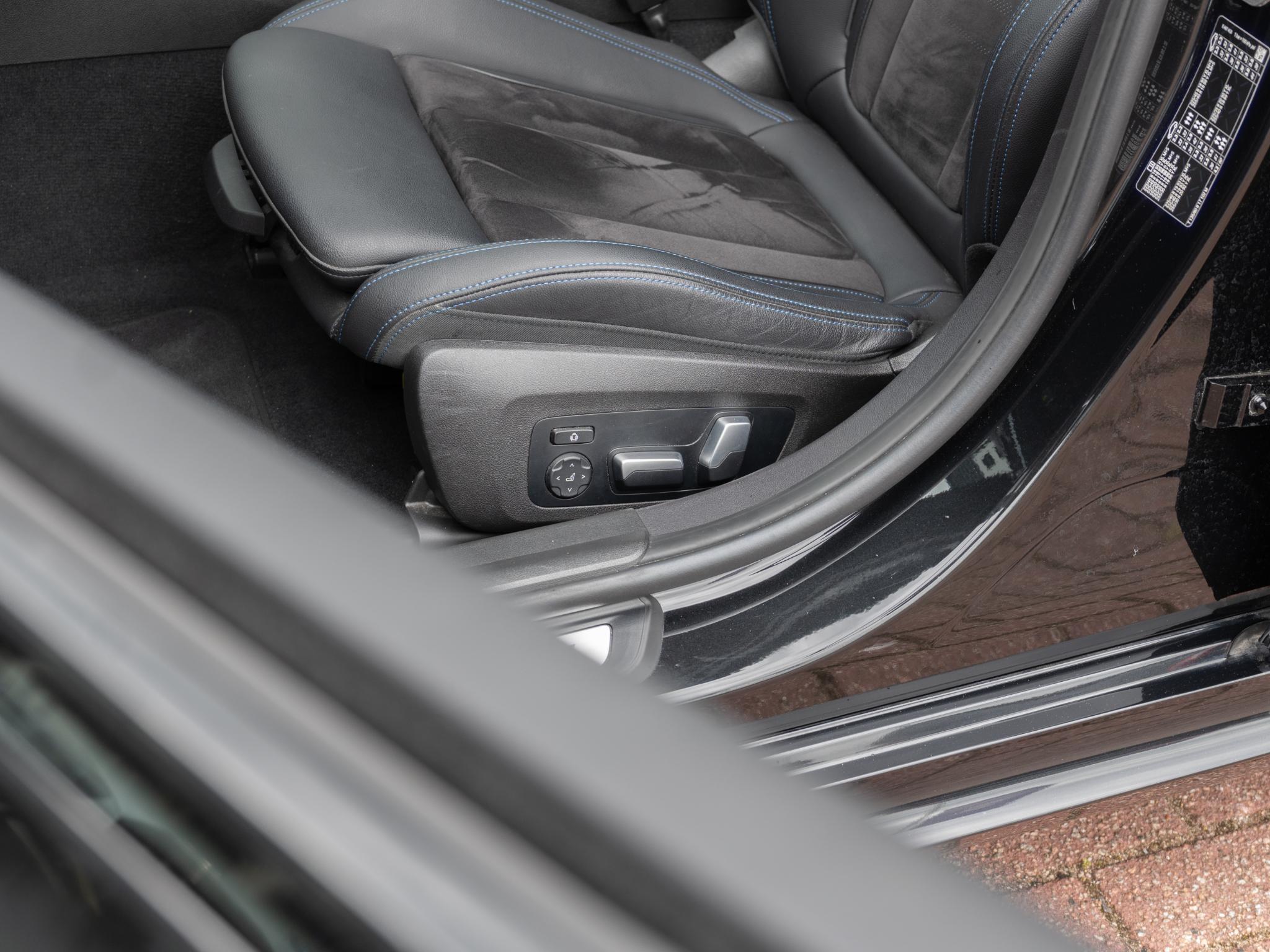 Foto van BMW 330i