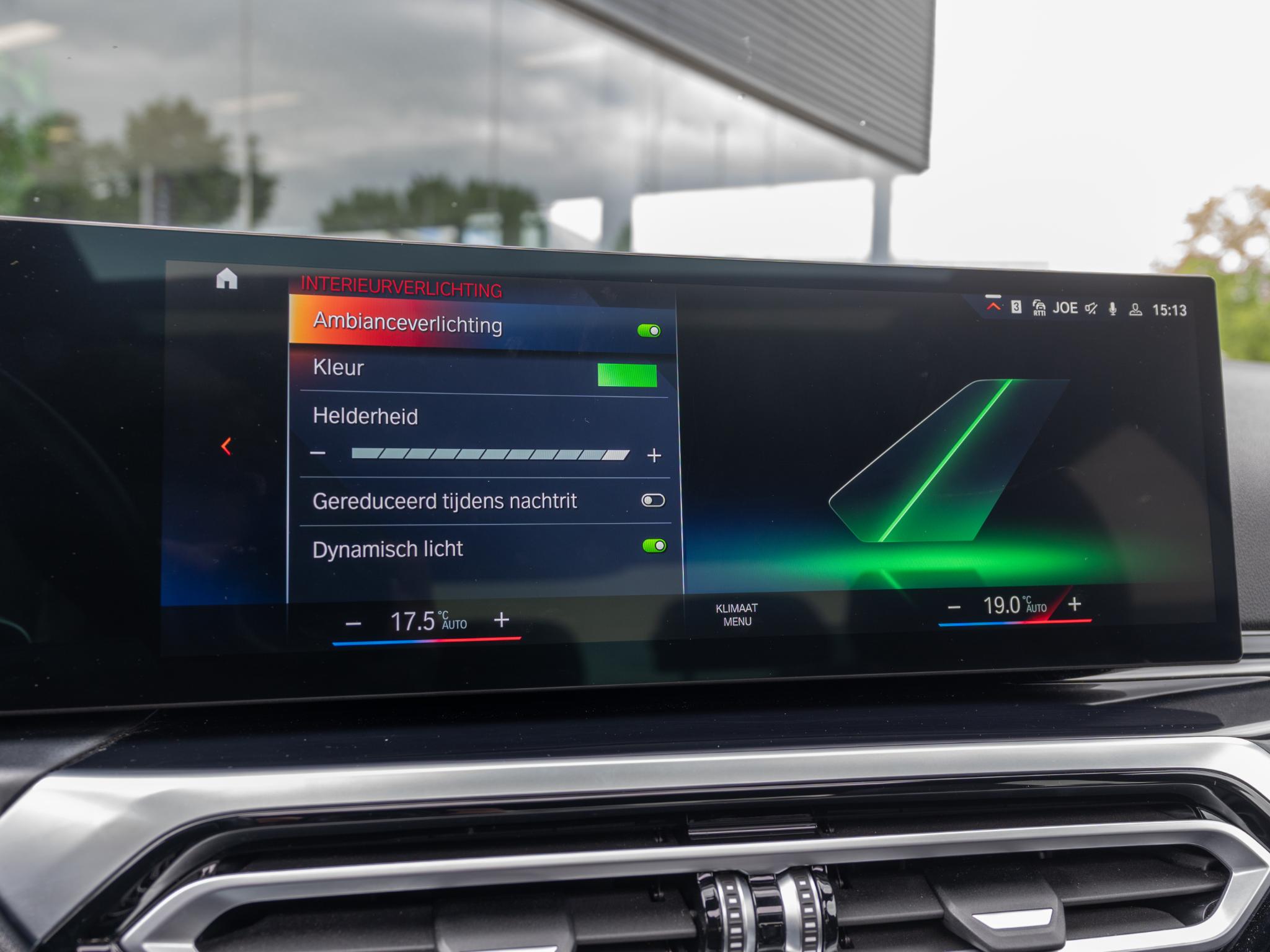Foto van BMW 330i