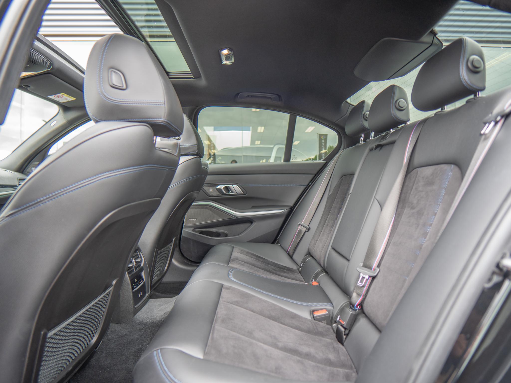Foto van BMW 330i