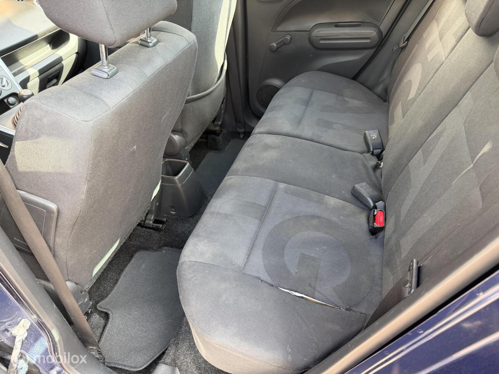 Foto van Opel Agila