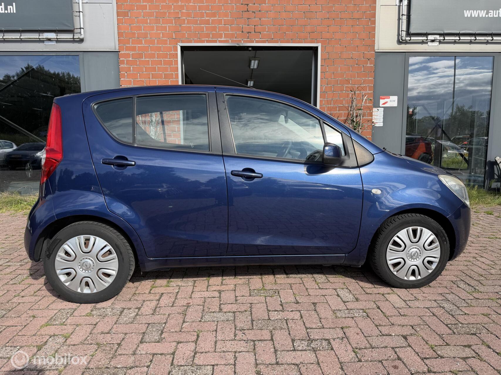 Foto van Opel Agila