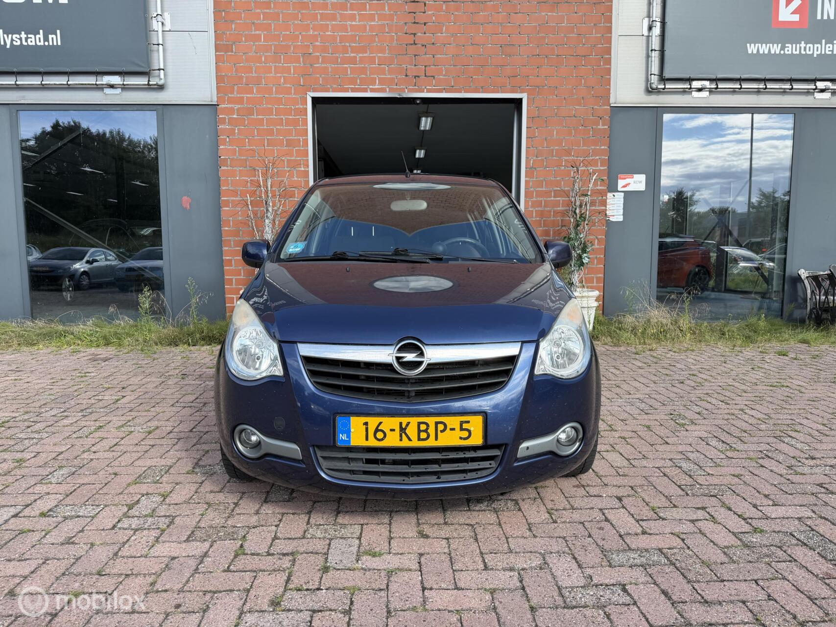 Foto van Opel Agila