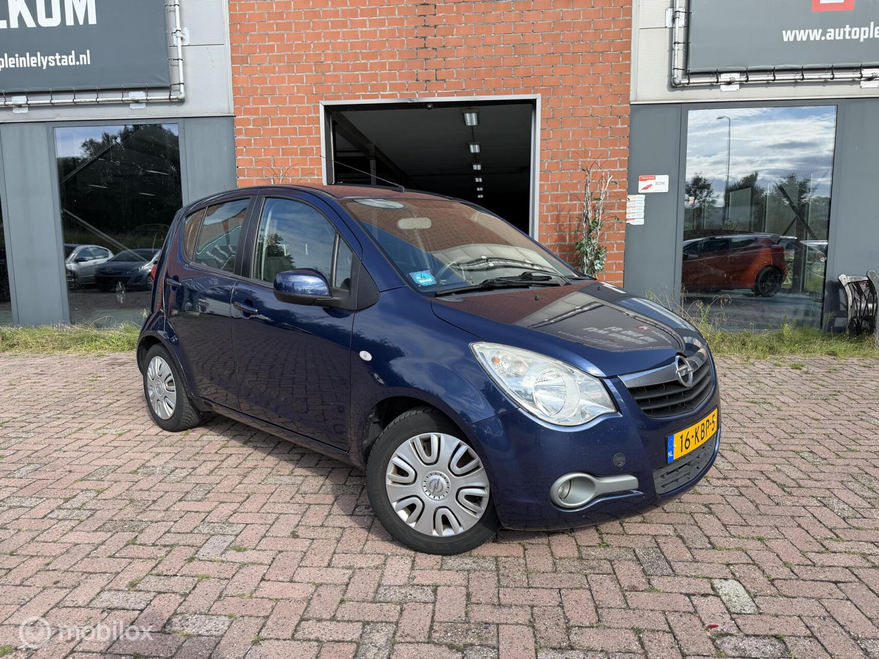 Foto van Opel Agila