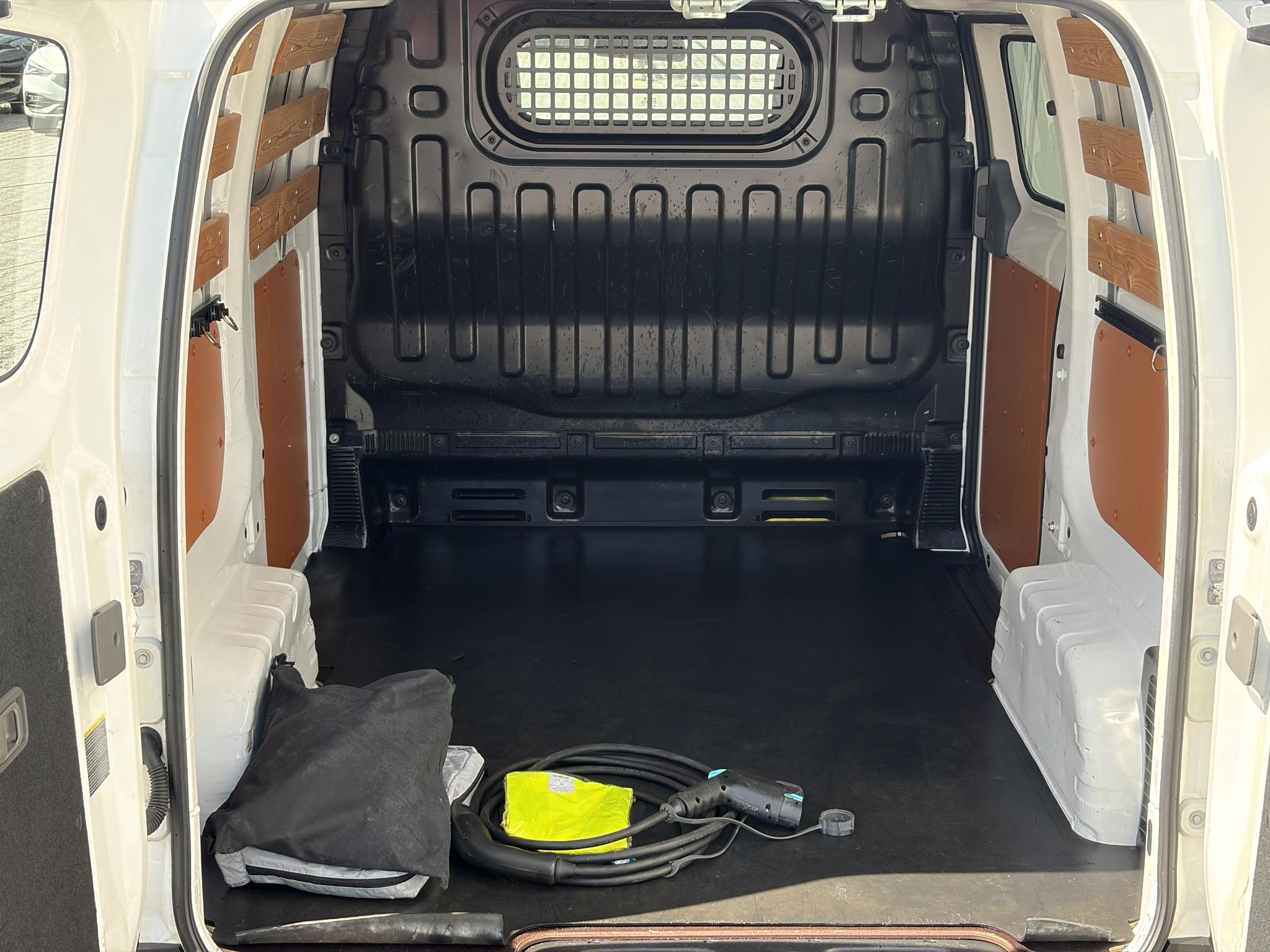 Foto van Nissan Nissan E-nv200