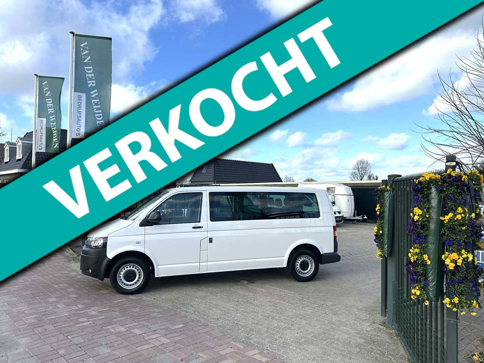 Volkswagen Kombi 2.0 TDI L2H1 BlueMotion 3 + 3 + 3 Opstelling Marge 2013 - voorkant