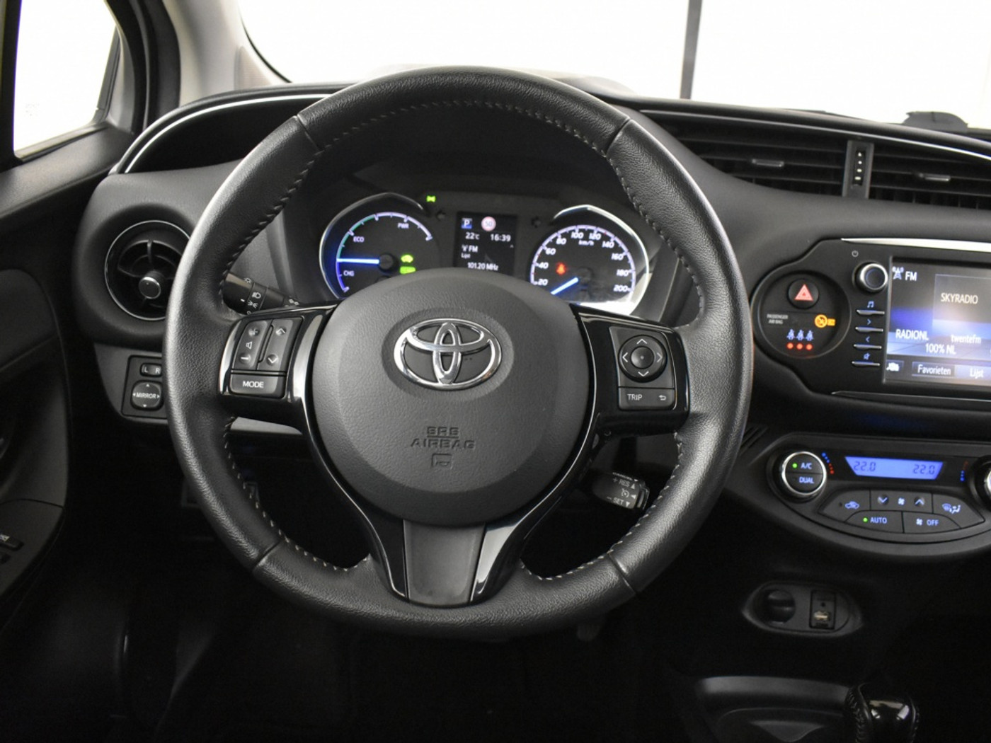 Foto van Toyota Toyota Yaris Hybrid