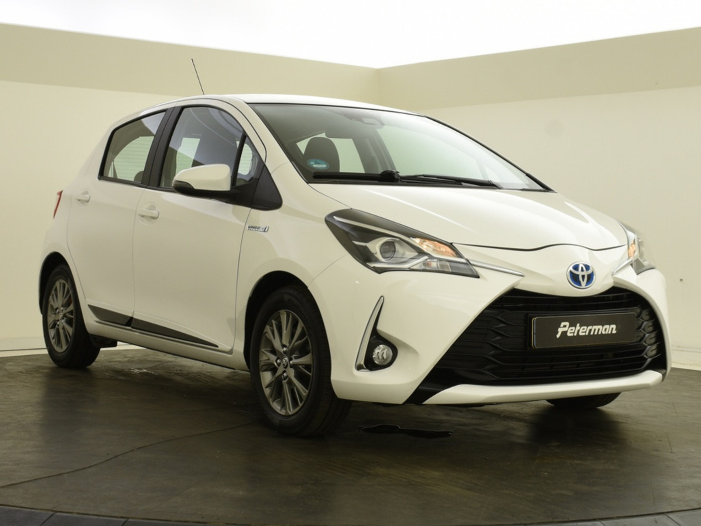 Foto van Toyota Toyota Yaris Hybrid