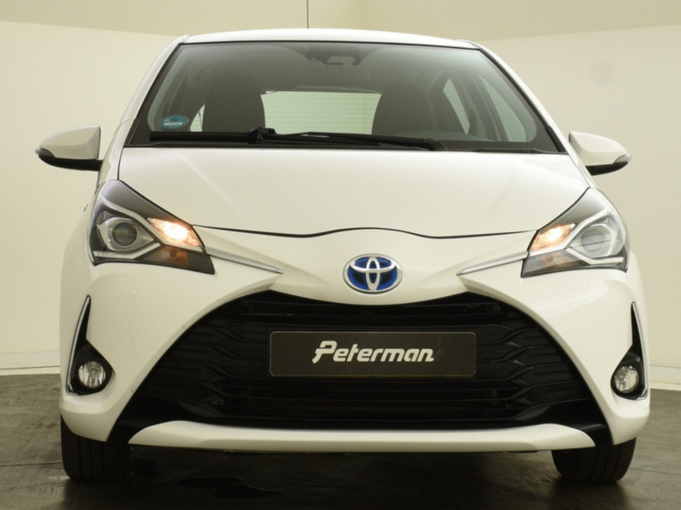 Foto van Toyota Toyota Yaris Hybrid