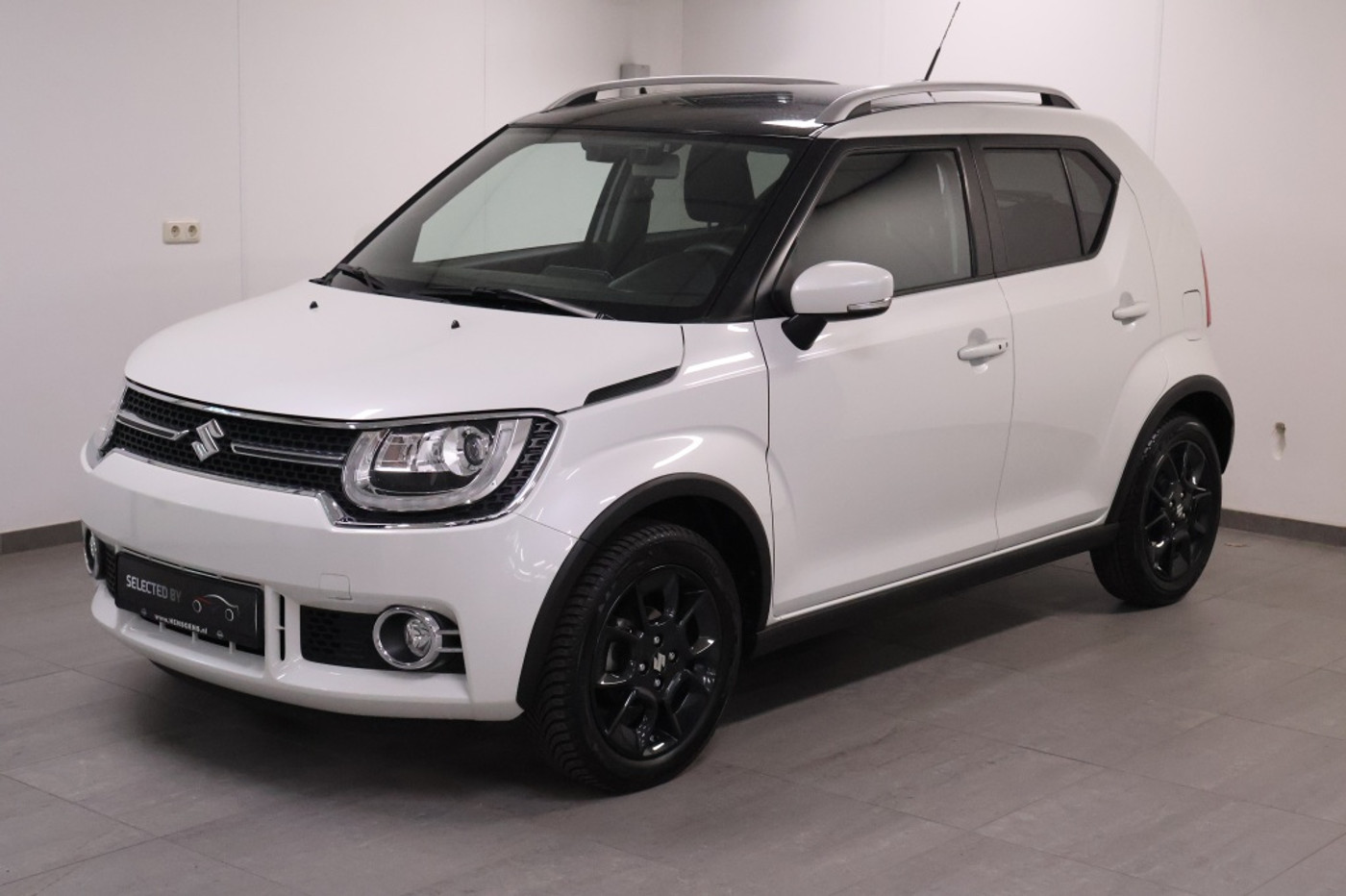 Suzuki Ignis 1.2 Stijl | Automaat! 2020 - voorkant