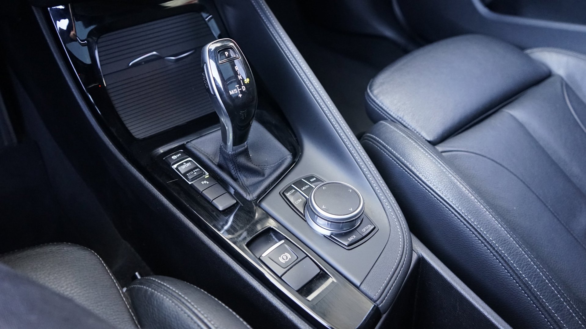 Foto van BMW X1 Sdrive20i