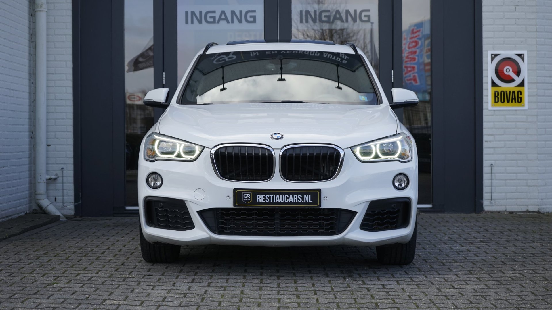 Foto van BMW X1 Sdrive20i