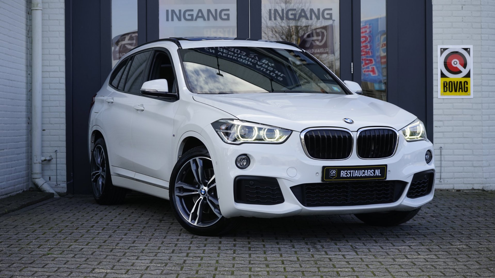 Foto van BMW X1 Sdrive20i