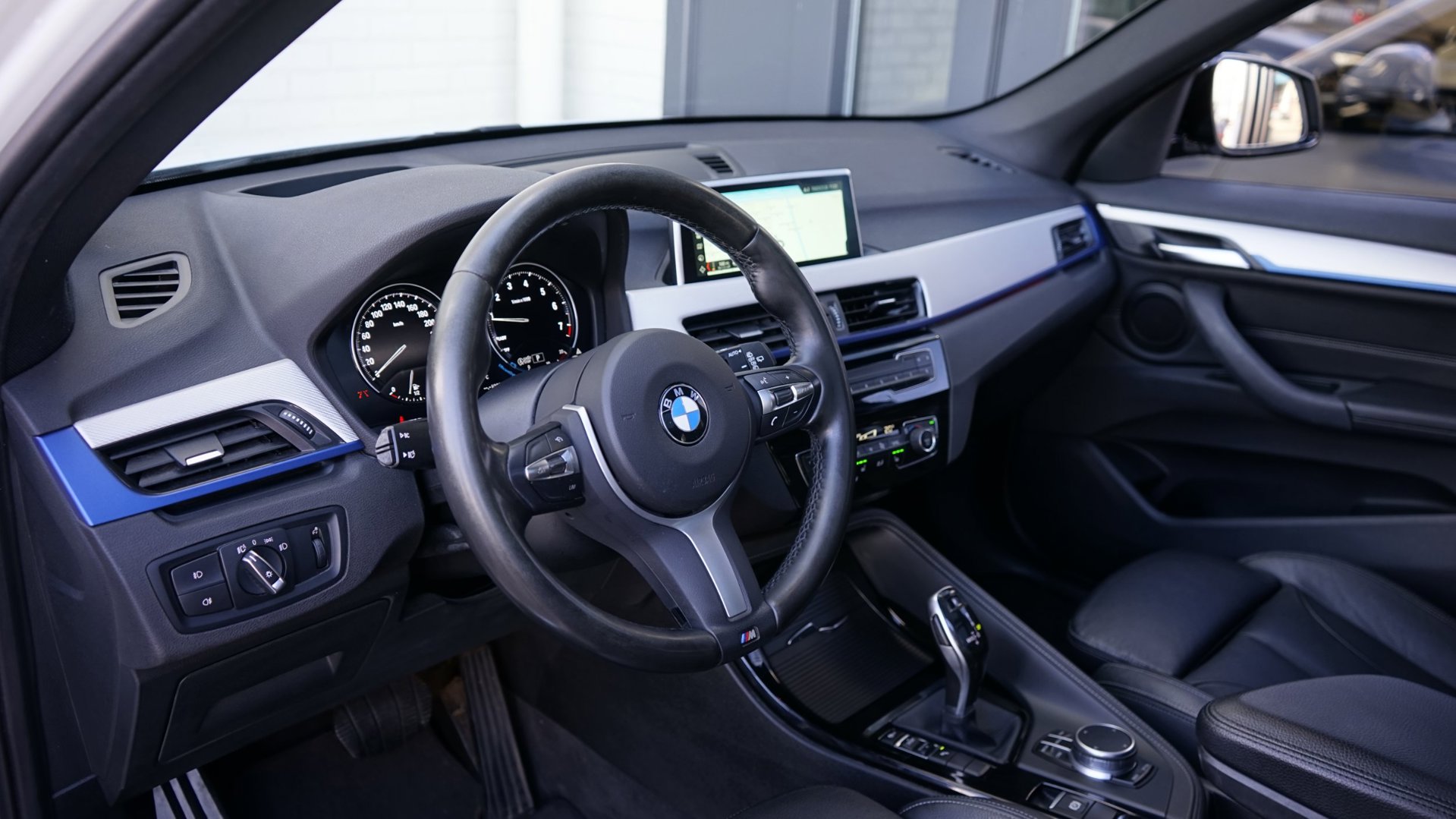 Foto van BMW X1 Sdrive20i