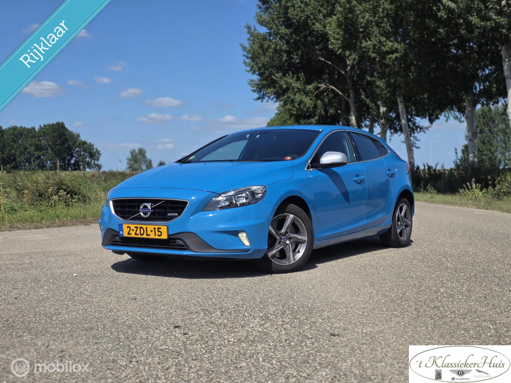 Volvo V40 2.0 D4 R-Design rebel blue 2014 - voorkant