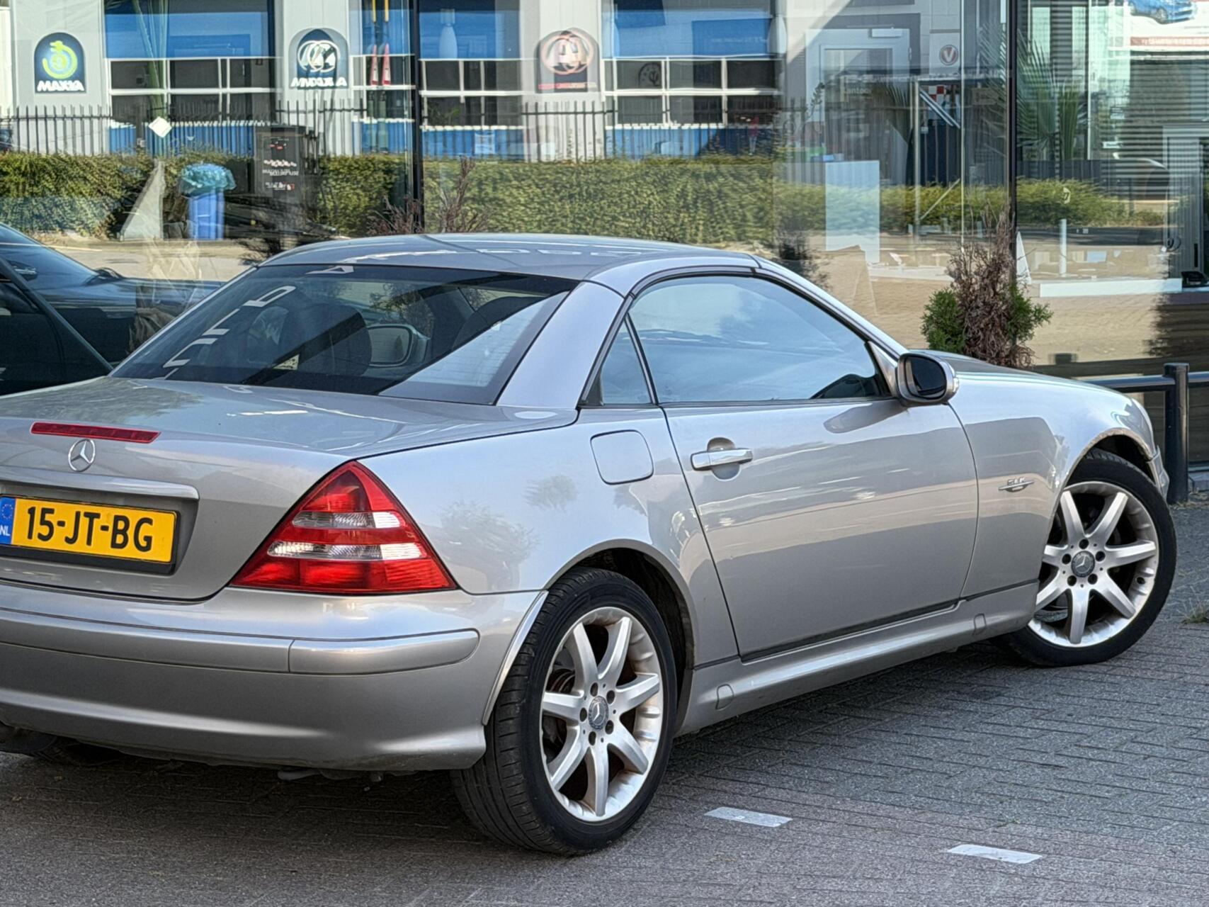 Foto van Mercedes-Benz SLK 200 Kompressor