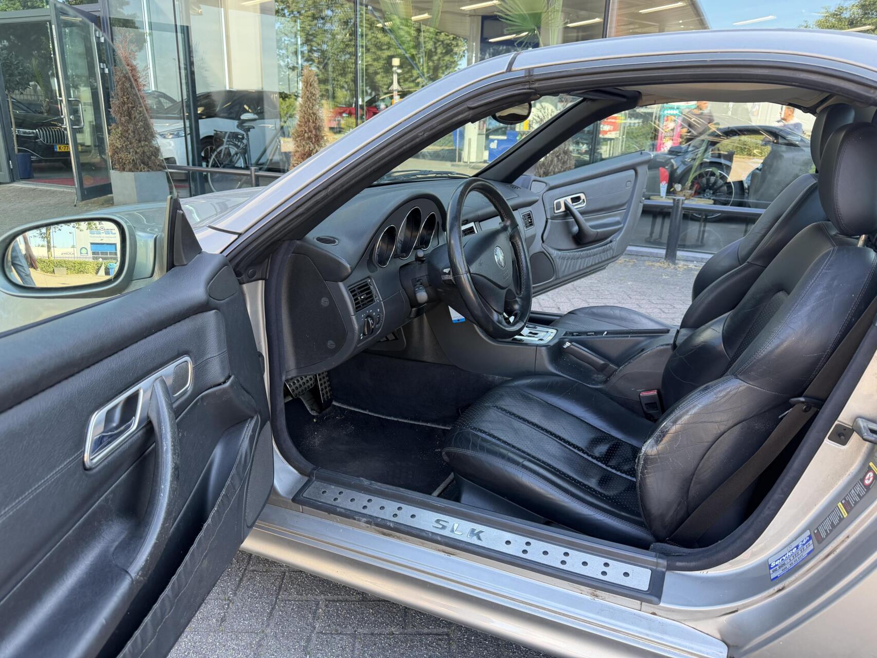 Foto van Mercedes-Benz SLK 200 Kompressor