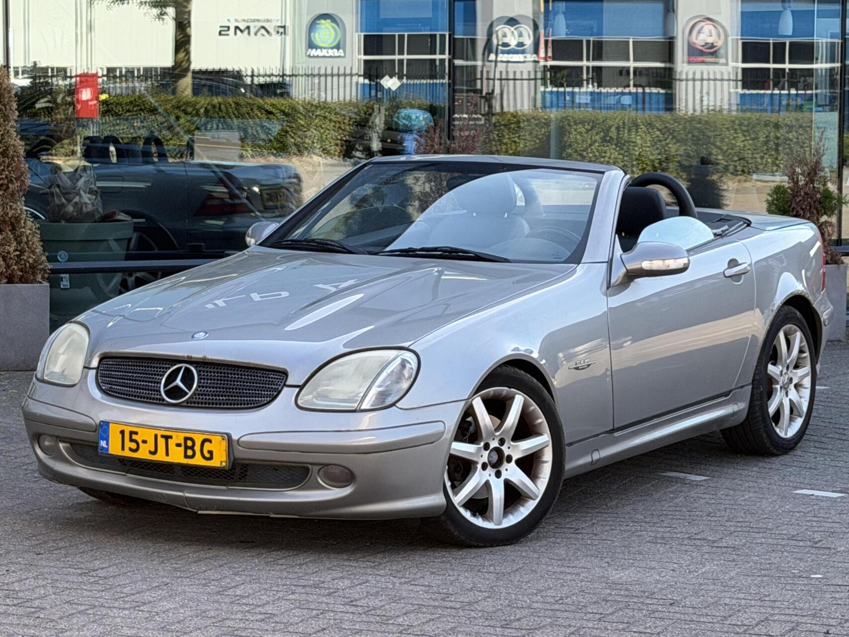 Foto van Mercedes-Benz SLK 200 Kompressor