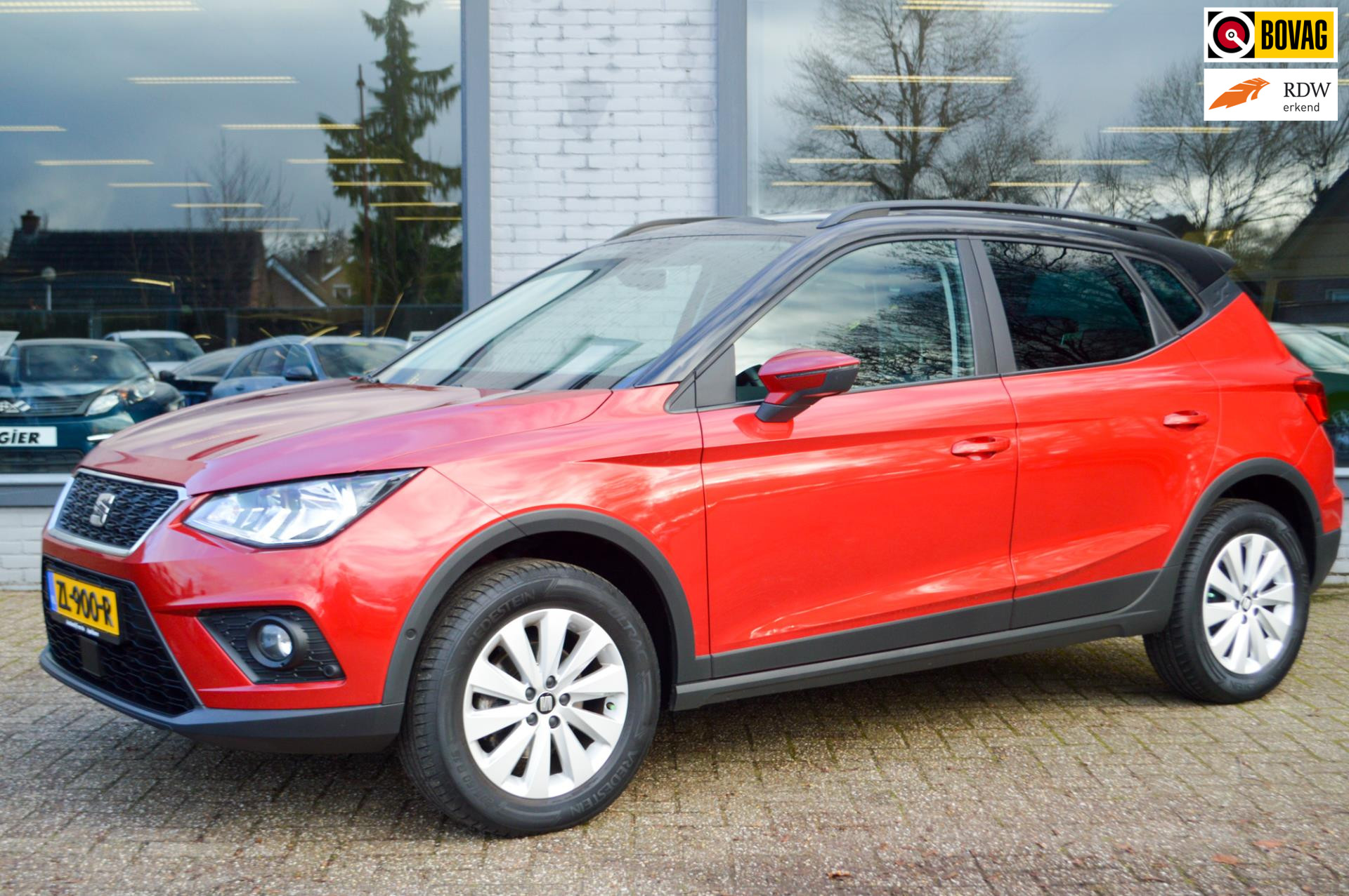Seat Arona 1.0 TSI Style Busn. Intense BEATS AUDIO|CAMERA|2 NIEUWE BANDEN|CRUISE ADAPTIEF 2019 - voorkant