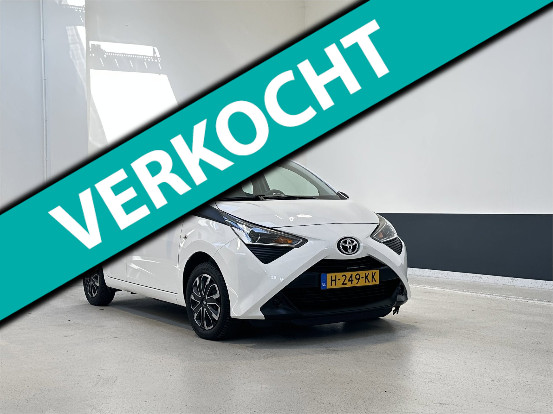 Toyota Toyota Aygo 1.0 VVT-i x-fun| NL| 1 Eig | Airco| C.V | Bluetooth | 2020 - voorkant