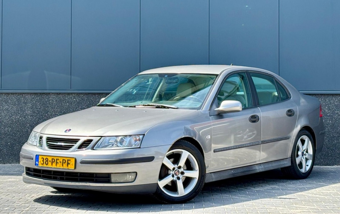 Saab Saab 9-3 1.8t Linear Business 2004 - voorkant