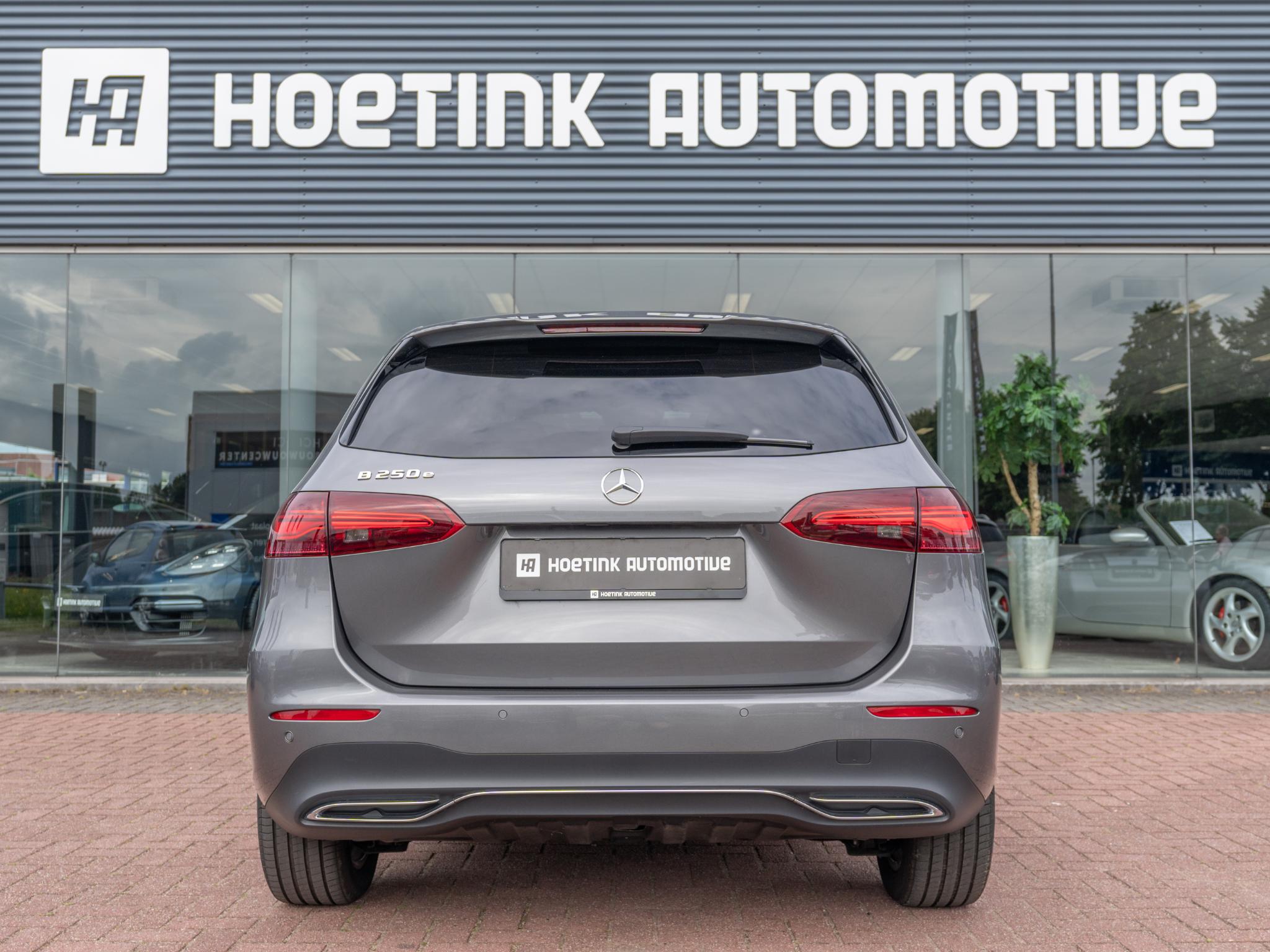 Foto van Mercedes-Benz B 250 E