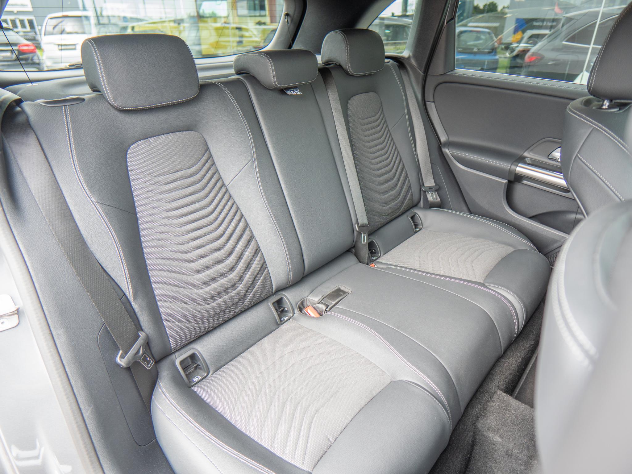 Foto van Mercedes-Benz B 250 E