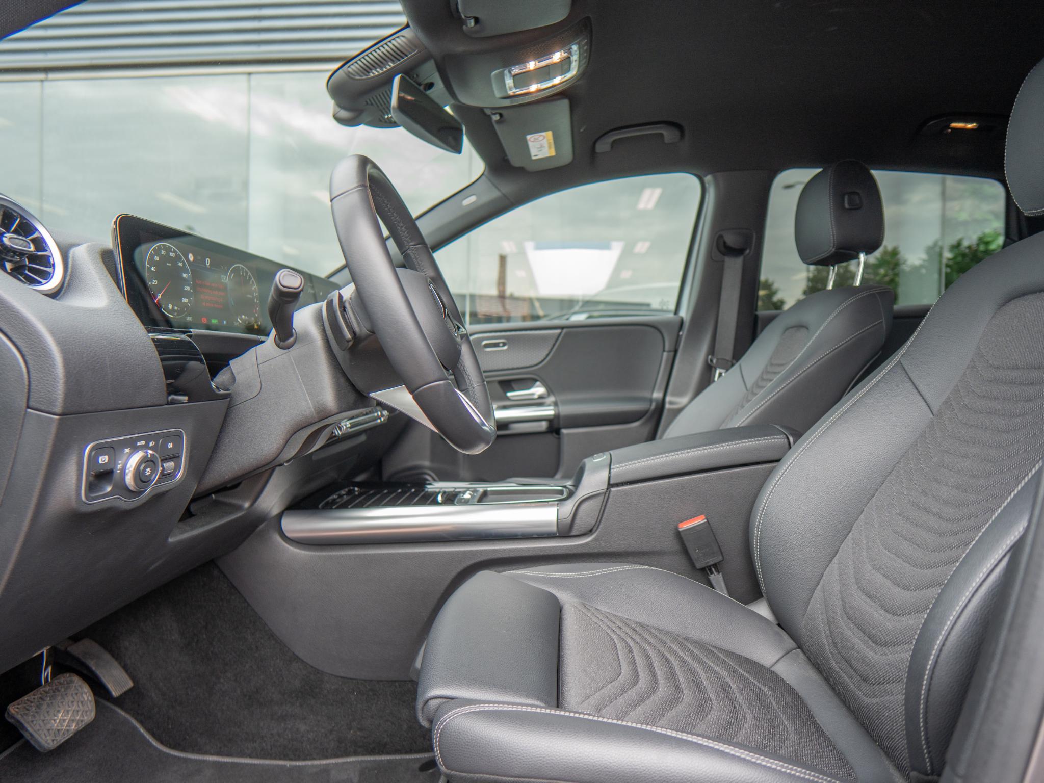 Foto van Mercedes-Benz B 250 E