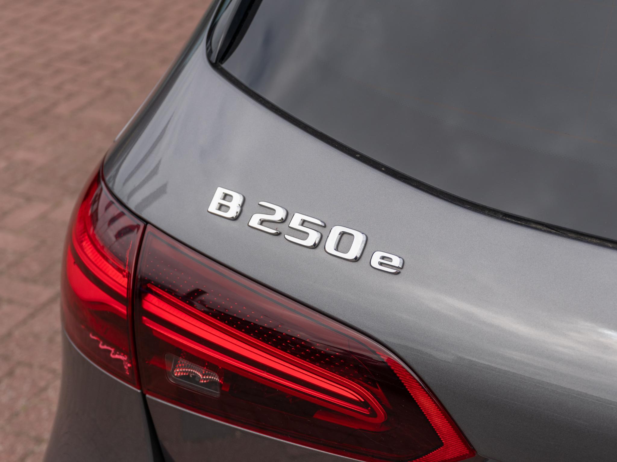 Foto van Mercedes-Benz B 250 E