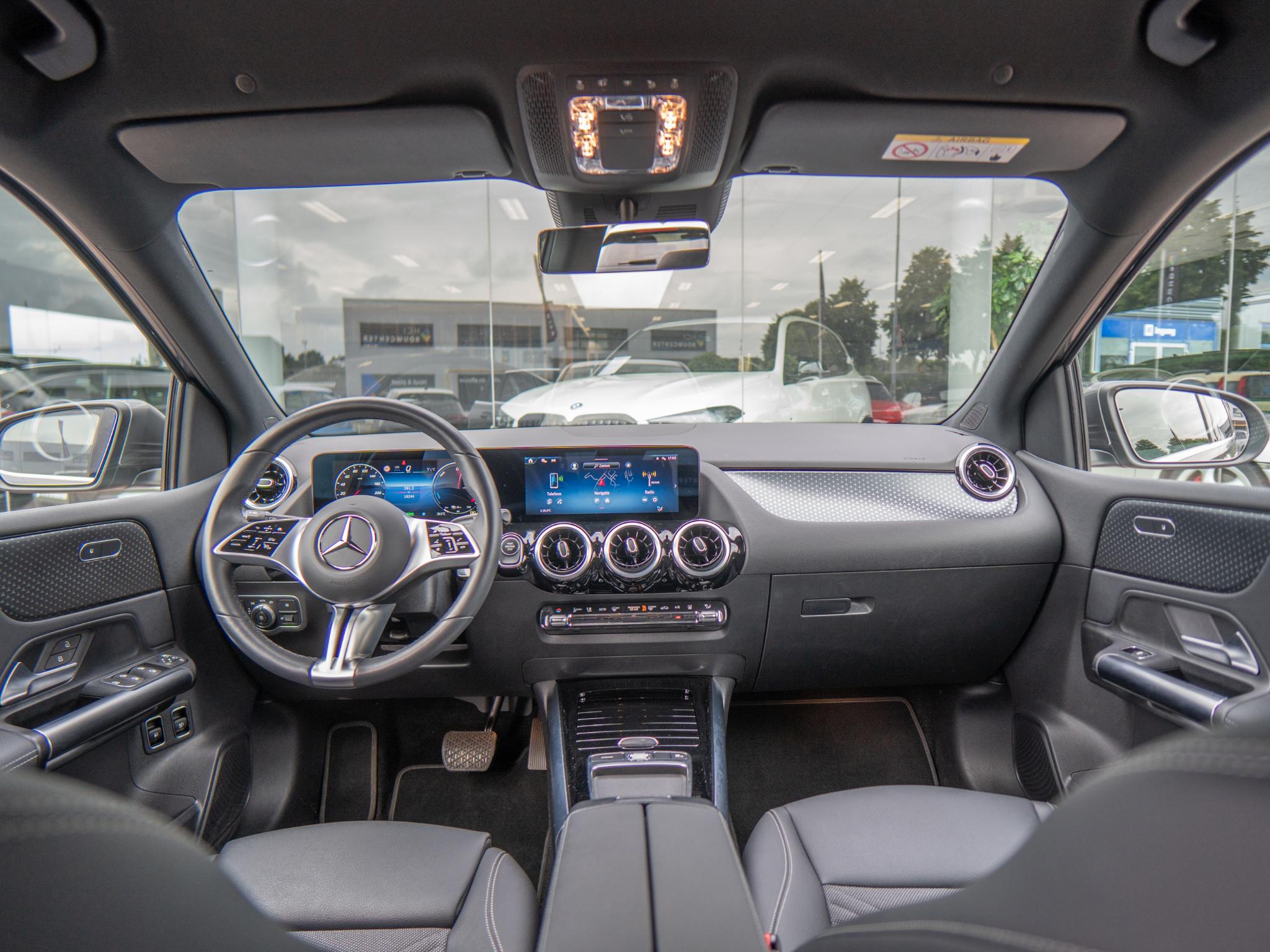 Foto van Mercedes-Benz B 250 E