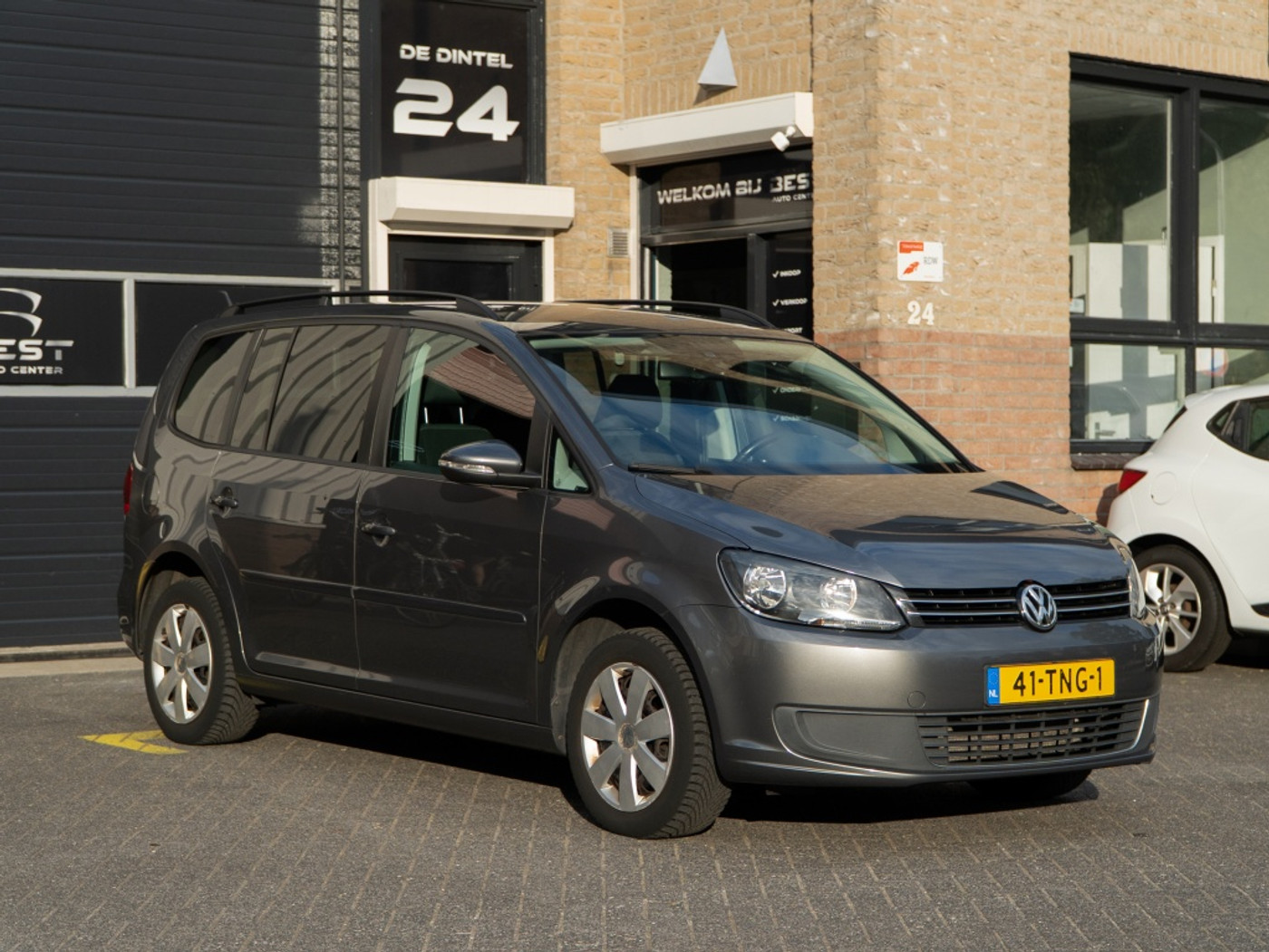 Volkswagen Touran 1.4 TSI Comfl. Eco 2012 - voorkant