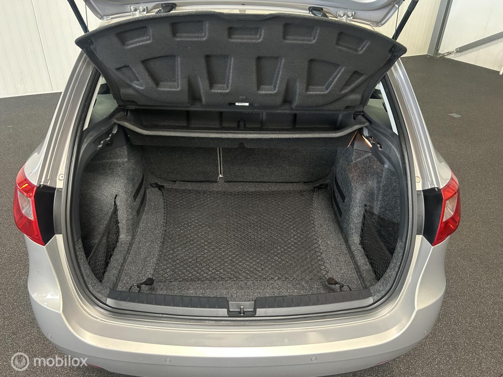 Foto van Seat Ibiza ST