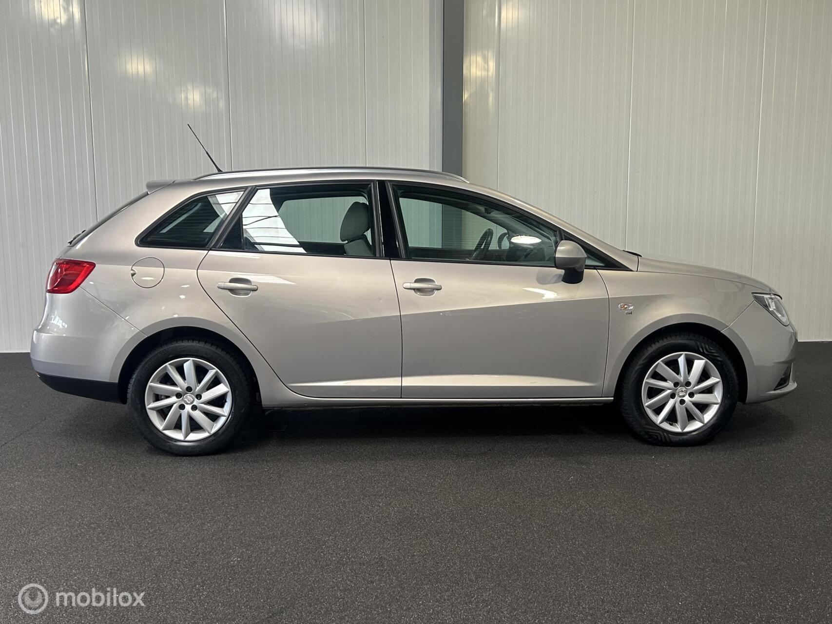 Foto van Seat Ibiza ST