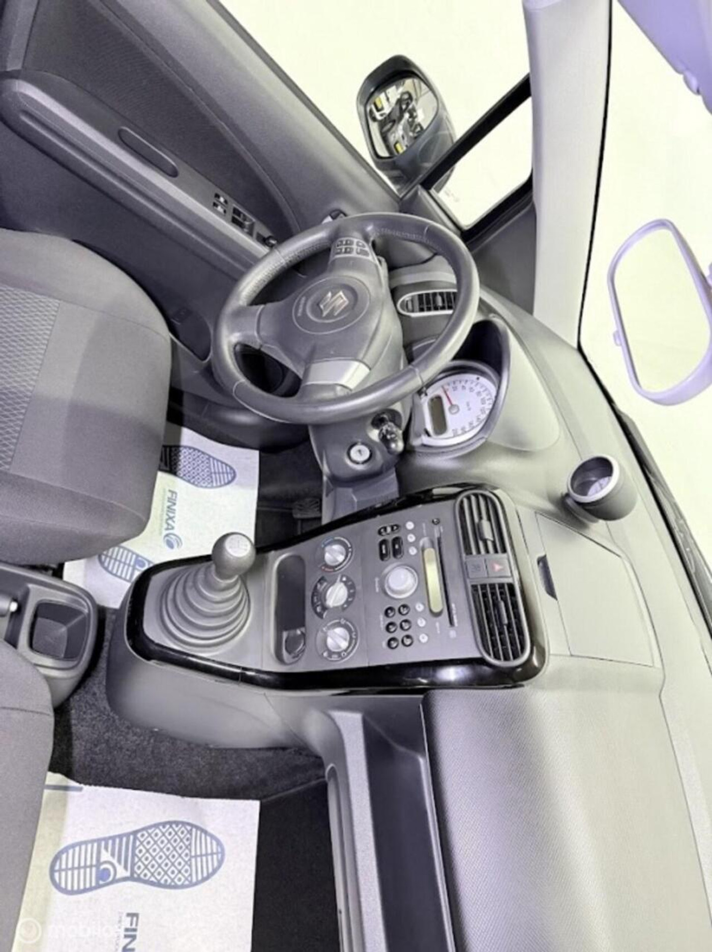 Foto van Suzuki Splash